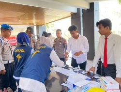 Propam dan Si Dokkes Laksanakan Pengecekan Urine Terhadap Personil Polres Kuansing