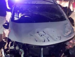 Polsek Cijeruk Besama Unit Laka Lantas Ciawi Tangani Peristiwa Laka Tunggal di Jembatan Tol Cigombong, Mobil Terguling Akibat Pengemudi Tidak Sehat