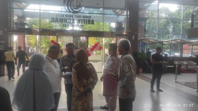 Satgas Walpri Melakukan Pengamanan Terhadap Bakal Calon Bupati/Wakil dan Walikota/Wakil Dalam Pemeriksaan Kesehatan