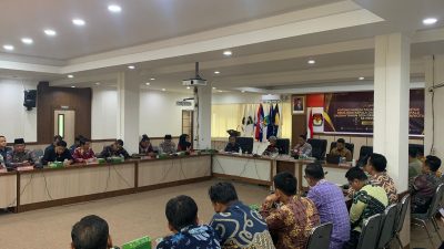 Satgas Walpri Lakukan Pengaman Melekat Terhadap Komisioner KPU