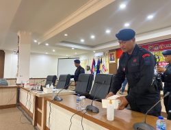 Subsatgas Jibom Satuan Brimob Polda Riau Sterilisasi Kantor KPU Riau