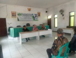 Sinergi Babinsa dan Aparatur Desa Sumbersari Bahas Peningkatan Pelayanan dalam Rapat Minggon
