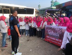 Naik Bus Gratis Tri Adhianto, Rombongan Komunitas Sehati Berwisata ke Bogor