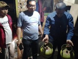 Polsek Parung Bersama Instansi Terkait Cek TKP Adanya Ledakan Gas 3 KG Diduga Akibat Kebocoran Tabung, Satu Orang Alami Luka Bakar Serius