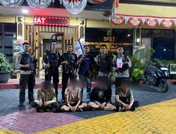 Tim Patroli Perintis Presisi Polres Metro Jakarta Barat Amankan 4 Remaja Di TPU Sukabumi Selatan, Sajam Hingga Air Keras Di Sita