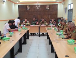 Babinsa Muara Jawa Hadiri Rapat Penetapan Agaka Jelang Pilkada Serentak