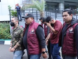 Aktor AA dan Lima Rekannya Jalani Pemeriksaan Kesehatan, Kondisi Sehat dan Positif Amphetamin dan Methaphetamin