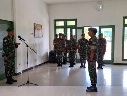 Dandim 1715/Yahukimo Selenggarakan Upacara Kenaikan Pangkat Anggota Kodim 1715/Yahukimo