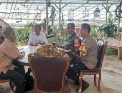 Sinergitas TNI POLRI Cooling System Terlihat Akrab Dengan Warga Dalam Menjaga Cipta Kondisi Wilayah Binaan