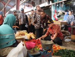 Pj Bupati Brebes: Beras Naik Tapi Stok Aman