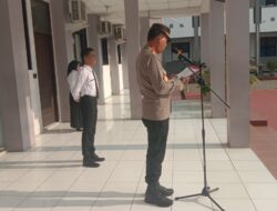 Polsek Karawaci gelar Upacara Bendera Dalam Rangka Police Go To School di SMAN 4 Tangerang