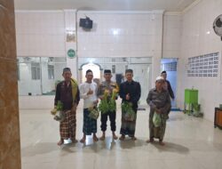 “Panen Subuh” Inovasi Polsek Metro Penjaringan Dorong Masyarkat Sholat Subuh Berjamaah