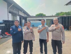 Personil Polri perketat Pengamanan di Gudang Logistik KPU Jakarta Timur