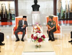 Panglima TNI Terima Kunjungan Menteri Pertahanan  RI di Mabes TNI