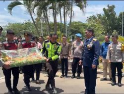 Danlanud Sultan Hasanuddin Terima Kejutan Istimewa Dari Kapolres Maros Pada HUT Ke-79 TNI