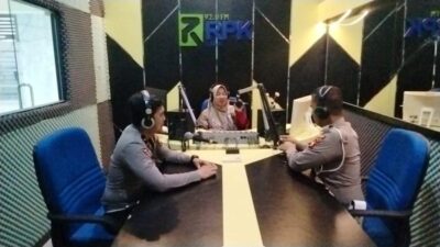 Jelang Pilkada 2024 dan Perkenalkan Riau Adalah Kita, Satlantas Polres Siak Sosialisasi Keselamatan Lalin Melalui Siaran Radio RPK