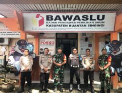 Polres Kuansing Patroli Sinergitas TNI Polri Melalui Monitoring Kantor KPU, Bawaslu dan Gudang Logistik Dalam Rangka Ops Mantap Praja LK 2024