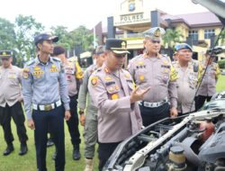 Polres Kuansing Gelar Apel Pengecekan Kendaraan Operasional untuk Pengawalan Logistik Pilkada 2024