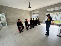 Kasubsatgas SAR Sampaikan Paparan Perkap No.25 Tahun 2011 Tentang SAR Kepada Personil