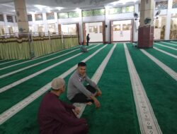Dalam Rangka Cooling System Pilkada Damai 2024, Satlantas Polres Kuansing Sholat Subuh Berjamaah di Masjid Agung Kuantan Singingi