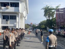 45 Personil Subsatgas PAM Ikuti Apel Pagi di Kantor KPU dan Bawaslu Riau
