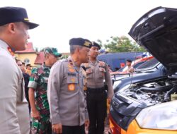 Wakapolda Riau Pimpin Apel Pengecekan Kesiapsiagaan Pengamanan Pilkada Serentak 2024 di Halaman Polres Rohil