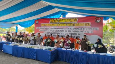 Komitmen Polda Riau Dukung Asta Cita Presiden RI, 15 Kampung Deklarasikan Kampung Bebas Narkoba