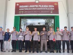 Dampingi Pamatwil, Kapolres Pelalawan Pantau Proses Pelipatan Surat Suara dan Cek Gudang Logistik