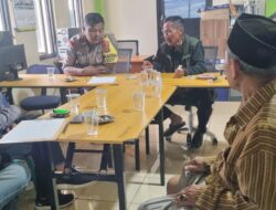 Bhabinkamtibmas Wilayah Hukum Polsek Dramaga Giat Cooling System Ke Kantor Kecamatan Dramaga Beri Himbauan Dan Sampaikan Musyawarah Jika Ada Suatu Permasalahan