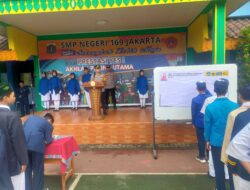 Komitmen Bersama di SMPN 169, Kapolsek Kalideres dan 63 Kepala Sekolah serta Ratusan Pelajar Se Kec Kalideres, Teken MoU Anti-Tawuran dan Kekerasan