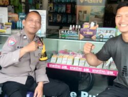 Pererat Hubungan Dengan Masyarakat, Bhabinkamtibmas Aiptu M. Kholik Beri Edukasi Kamtibmas di Desa Cipayung Girang
