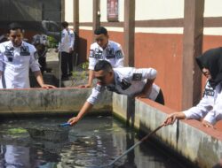Terus Produktif, Rutan Bangil Panen Ikan Gurami Hasil Budidaya untuk Mendukung Ketahanan Pangan