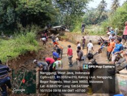 Puluhan Warga Kampung Liud Gotong Royong Bersihkan Saluran Air
