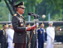 Mabes TNI Gelar Upacara Peringatan Hari Pahlawan Tahun 2024 : Teladani Pahlawanmu, Cintai Negerimu