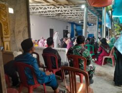 Kaur PMD Kelurahan Kertasari Bersama Babinsa Hadiri Peringatan Maulid Nabi dan Santunan Anak Yatim di Majelis Ta’lim Mutiara Insani
