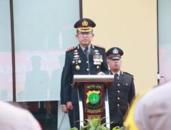 Kapolres Metro Jakarta Utara Pimpin Upacara Hari Pahlawan dan Pemberian Penghargaan untuk Personel Berprestasi