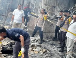 Polsek Gunung Sindur Bersama Team Inafis Dan Instansi Terkait Investigasi Penyelidikan Olah TKP Terkait Peristiwa Kebakaran PT Apic Devanio Gunung Sindur Kabupaten Bogor