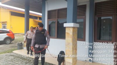 Satgas Sterilisasi Didukung Hewan Satwa K9 Melaksanakan Sterilisasi Beberapa Objek Vital