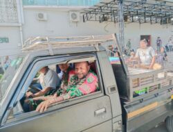 Pastikan Distribusi Logistik Pilkada Berjalan Lancar, Babinsa Jajaran Kodim 1710/Mimika Lakukan Pengawalan