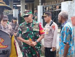 Yakinkan Dapat Berjalan Dengan Lancar Dan Aman, Dandim 1710/Mimika Dampingi Wakapolda Papua  Pantau Langsung Pemungutan Suara Di TPS