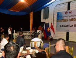 Delegasi Bakamla RI Dijamu di Atas Kapal Patroli Philippine Coast Guard