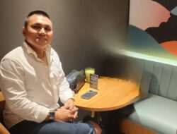 Albert Tanjung Resmi Raih Gelar Doktor Hukum, Fokus Pada Penguatan Peradilan Adat Nagari