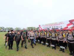 Pimpin Apel Pergeseran Personel PAM, Kapolda Riau Tegaskan Jaga Netralitas 