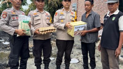 Polsek Bukit Kapur Beri Bantuan Warga Korban Kebakaran di Jalan Mulia