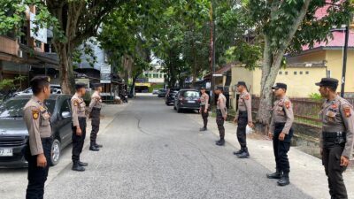 Satgas Kamseltibcarlantas Subsatgas Patroli Menggelar Patroli di Sekitar Kantor Penyelenggara Pilkada