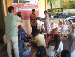 Kordinator Srikandi Danau Paris Yunita Bersama Rombongan Bawa Oleh – Oleh Durian Dan Lemang Danau aparis