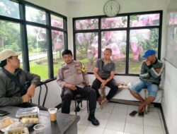 Bhabinkamtibmas Polsek Cisarua Polres Bogor, Sambang Tokoh Masyarakat Dalam Giat Cooling System