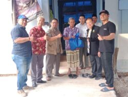 Berbagi Kasih dan Membawa Pesan Toleransi, FKGG Lakukan Aksi Sosial Dengan Berikan Bantuan Sembako Kepada Para Marbot