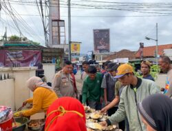 Kapolsek Jasinga Gelar Jumat Berkah, Makan Gratis dan Santuni Kaum Dhuafa