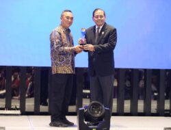 Polri Raih Predikat Informatif Dalam Penganugerahan Keterbukaan Informasi Publik 2024